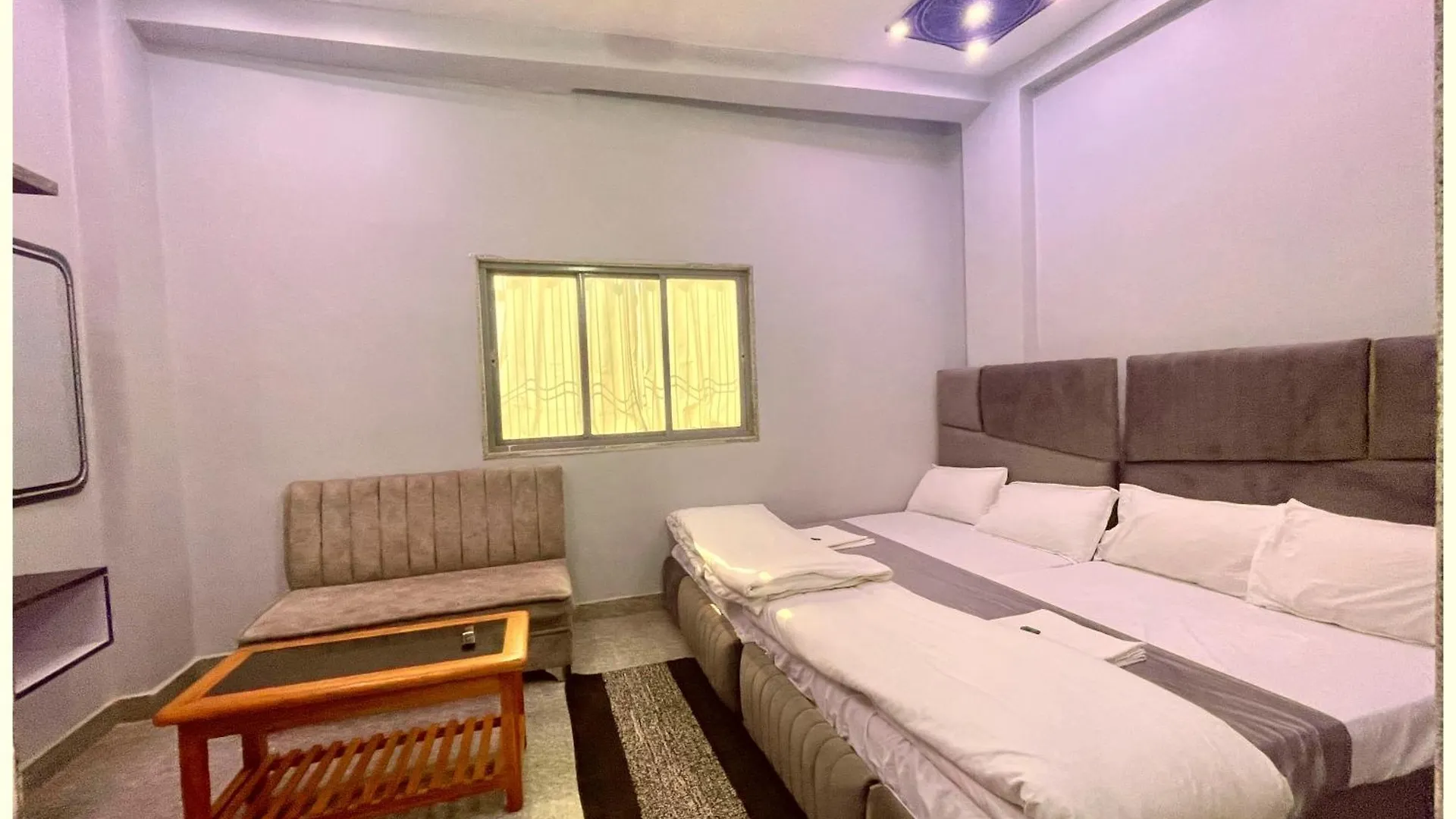 Hotel Prakash Guest House ! Varanasi ! Fully-Air-Conditioned Hotel At Prime Location With Off Site Parking Availability, Near Kashi Vishwanath Temple, And Ganga Ghat