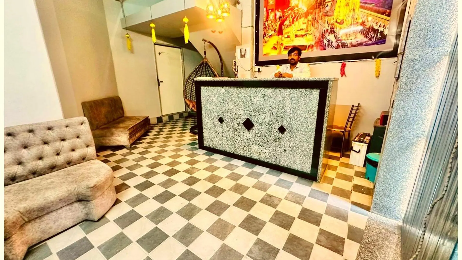Hotel Prakash Guest House ! Varanasi ! Fully-Air-Conditioned Hotel At Prime Location With Off Site Parking Availability, Near Kashi Vishwanath Temple, And Ganga Ghat