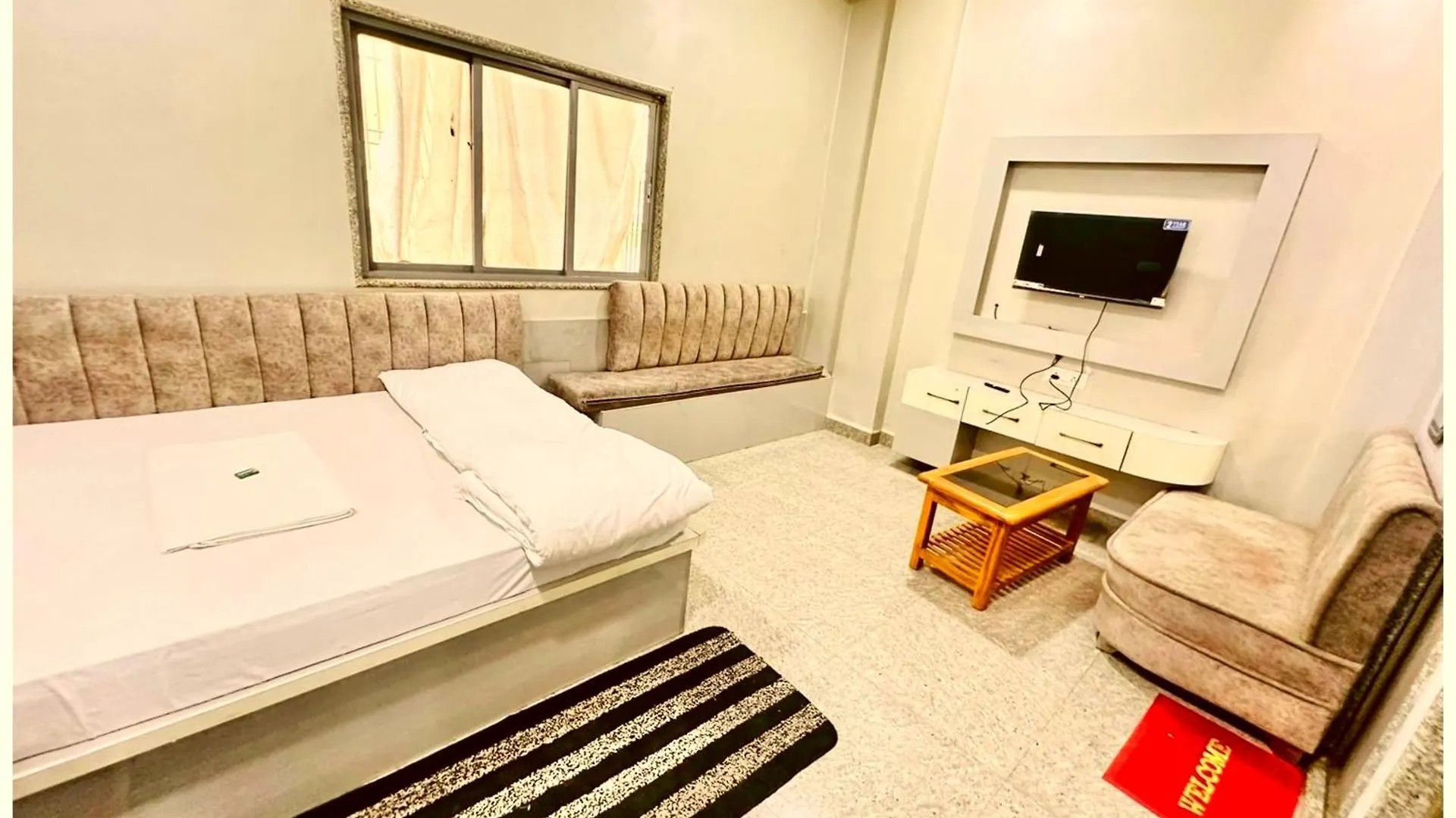 Hotel Prakash Guest House ! Varanasi ! Fully-Air-Conditioned Hotel At Prime Location With Off Site Parking Availability, Near Kashi Vishwanath Temple, And Ganga Ghat