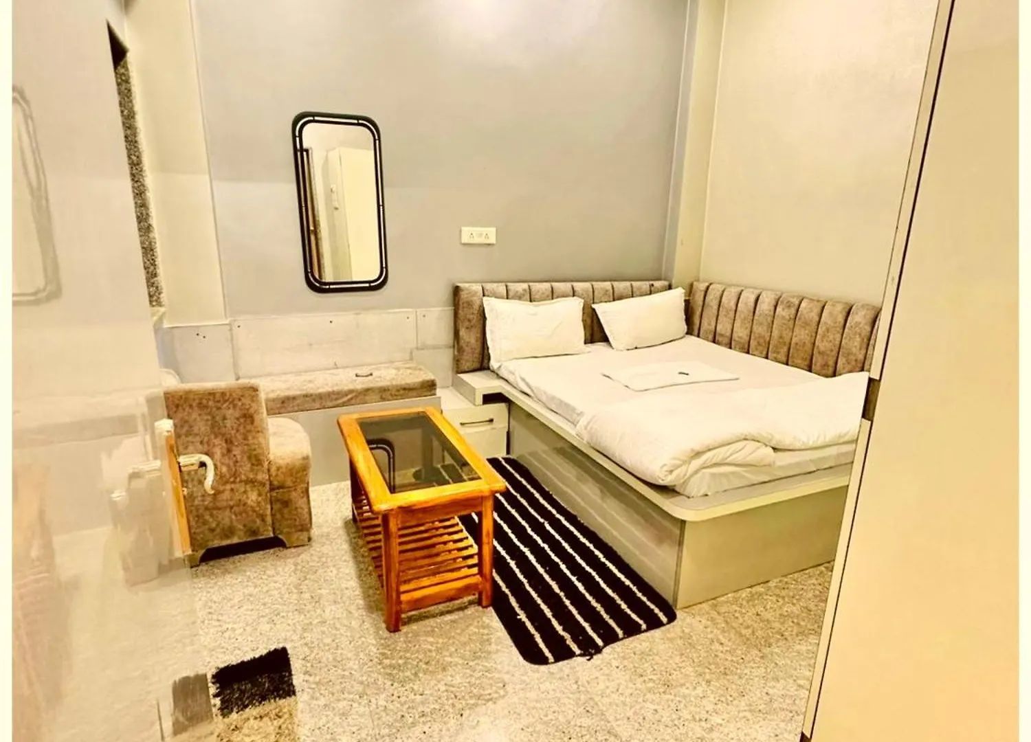 Hotel Prakash Guest House ! Varanasi ! Fully-Air-Conditioned Hotel At Prime Location With Off Site Parking Availability, Near Kashi Vishwanath Temple, And Ganga Ghat India